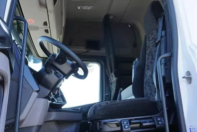 Scania / R 450 / ACC / E 6 / RETARDER / BDF + WINDA / 7.15 M , 7.45 M zdjęcie 7