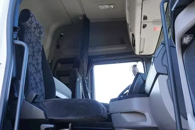 Scania / R 450 / ACC / E 6 / RETARDER / BDF + WINDA / 7.15 M , 7.45 M zdjęcie 8