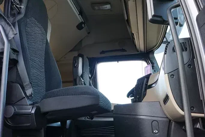 Mercedes ACTROS / 1851 / E 6 / MP 5 / ACC / MEGA / LOW DECK / RETARDER / BIG SPACE zdjęcie 8