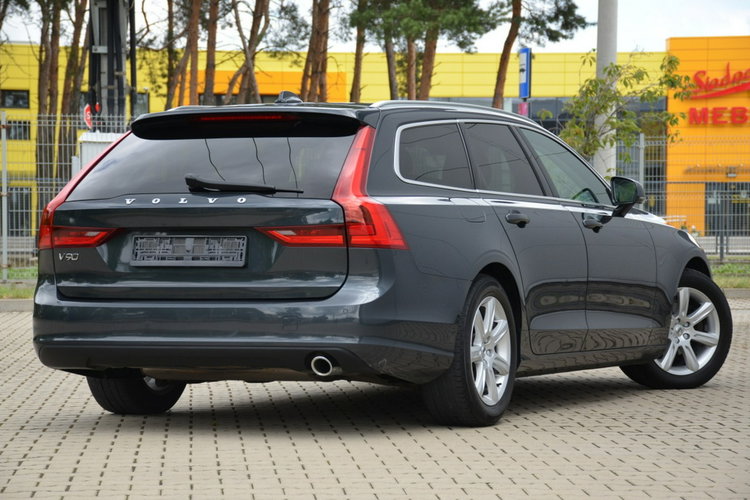 Volvo V90 SUPER STAN 2.0D3 150KM Serwis Skóra Navi Radar el.klapa As.pasa zdjęcie 12