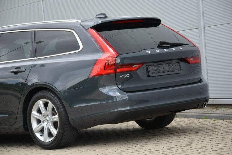 Volvo V90 SUPER STAN 2.0D3 150KM Serwis Skóra Navi Radar el.klapa As.pasa zdjęcie 8