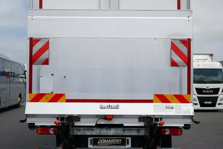 Renault / D 16 / 280 / ACC / EURO 6 / KONTENER + WINDA / ŁAD. 9095 KG / 18 PALET zdjęcie 33
