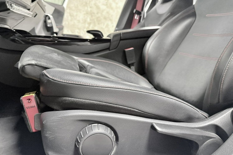 Mercedes A 35 AMG A35 AMG TURBO 306KM 4Mat Burmester Alcantara BLack Edition Performance zdjęcie 25