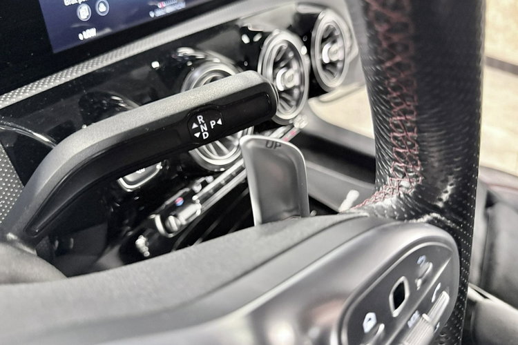 Mercedes A 35 AMG A35 AMG TURBO 306KM 4Mat Burmester Alcantara BLack Edition Performance zdjęcie 31