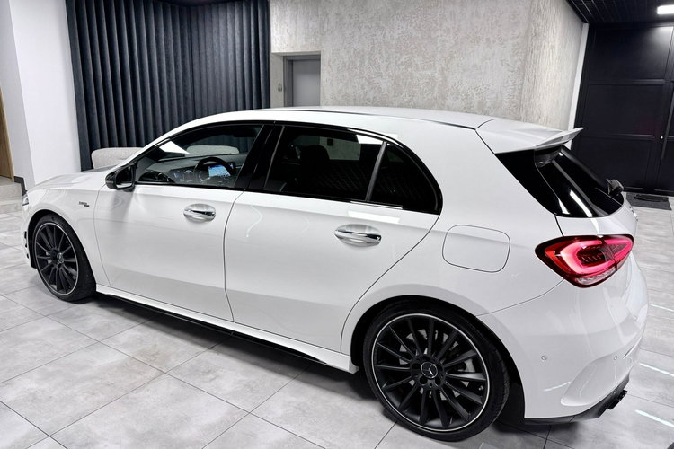 Mercedes A 35 AMG A35 AMG TURBO 306KM 4Mat Burmester Alcantara BLack Edition Performance zdjęcie 4