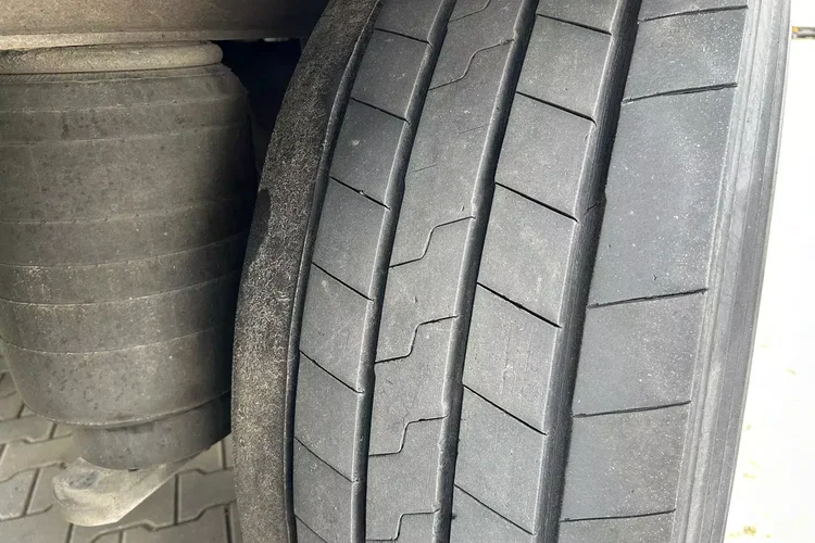 ThermoKing SLXi300; DOST; Uchwyty promowe, Paleciara zdjęcie 5