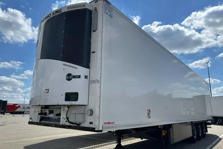 ThermoKing SLXi300; DOST; Uchwyty promowe, Paleciara zdjęcie 1