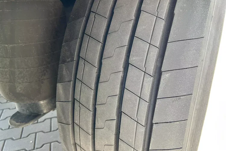 ThermoKing SLXi300; DOST; Uchwyty promowe, Paleciara zdjęcie 12