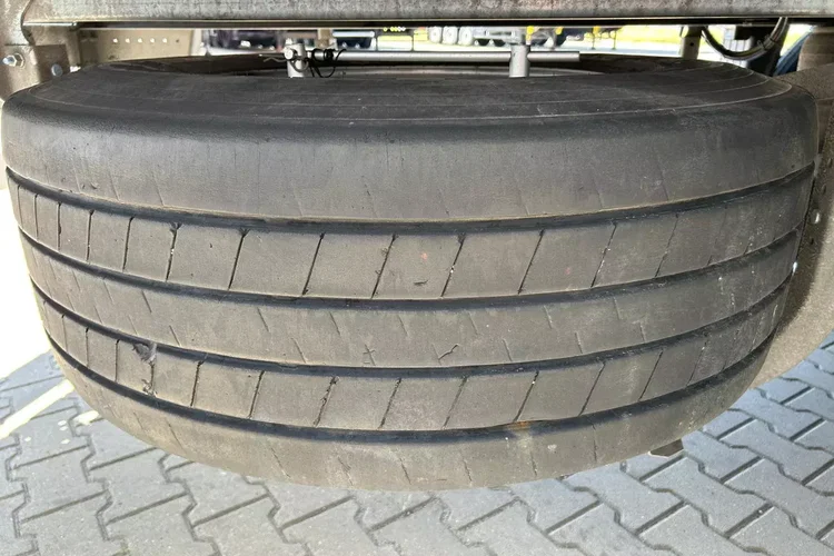 ThermoKing SLXi300; DOST; Uchwyty promowe, Paleciara zdjęcie 14