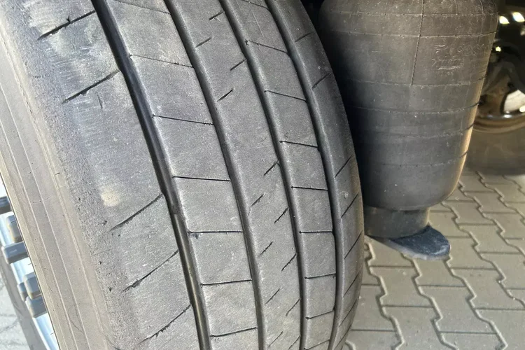 ThermoKing SLXi300; DOST; Uchwyty promowe, Paleciara zdjęcie 5