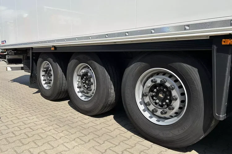 ThermoKing SLXi300; DOST; Uchwyty promowe, Paleciara zdjęcie 15