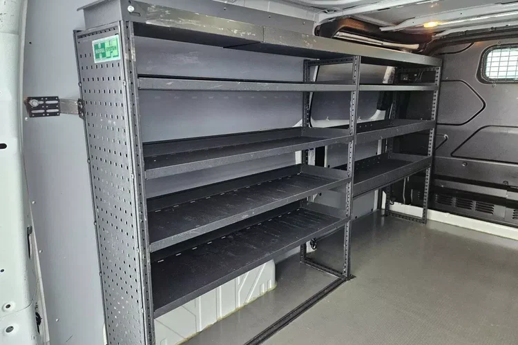 Ford transit-custom L2H1 46999zł NETTO Zabudowa warsztatowa 2.0TdCi/131KM zdjęcie 17
