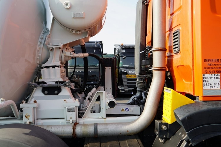 Iveco S-WAY 420 / 8X4 / BETONOMIESZARKA 9 M3 / SCHWING STETTER / ALUFELGI / AUTOMAT / EURO 6 zdjęcie 14