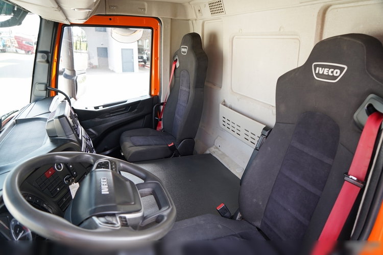 Iveco S-WAY 420 / 8X4 / BETONOMIESZARKA 9 M3 / SCHWING STETTER / ALUFELGI / AUTOMAT / EURO 6 zdjęcie 29