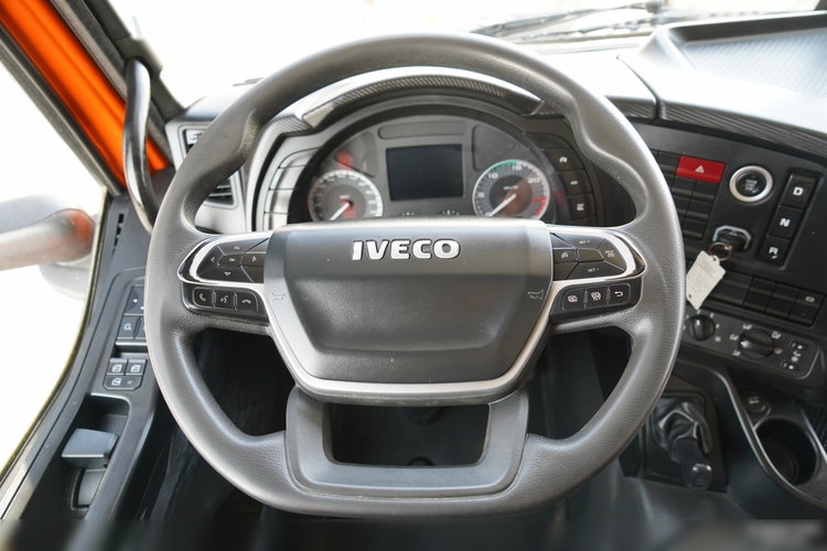 Iveco S-WAY 420 / 8X4 / BETONOMIESZARKA 9 M3 / SCHWING STETTER / ALUFELGI / AUTOMAT / EURO 6 zdjęcie 32