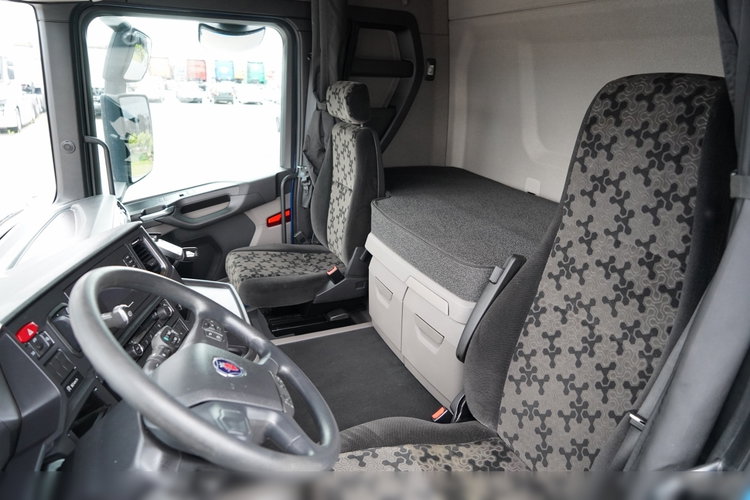 Scania R 450 / HYDRAULIKA / RETARDER / KLIMA POSTOJOWA / ALUFELGI / PO ZŁOTYM KONTRAKCIE SERWISOWYM zdjęcie 24