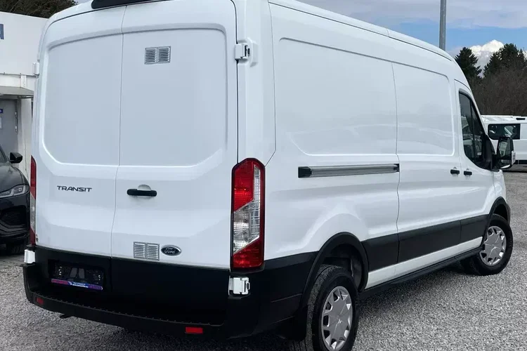 Ford Transit zdjęcie 2