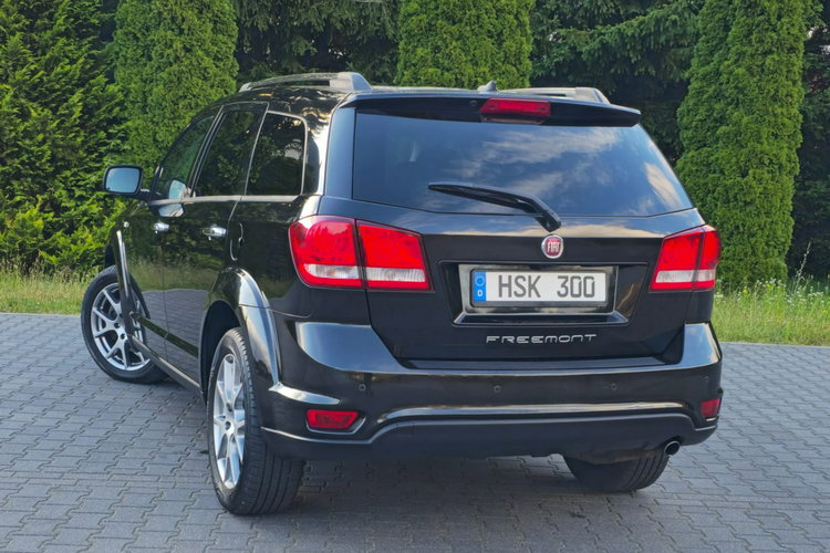 Freemont Fiat Freemont 7 FOTELI, SKÓRY, ALUFELGI, MANUAL, 2 KLUCZE, SERWIS zdjęcie 9