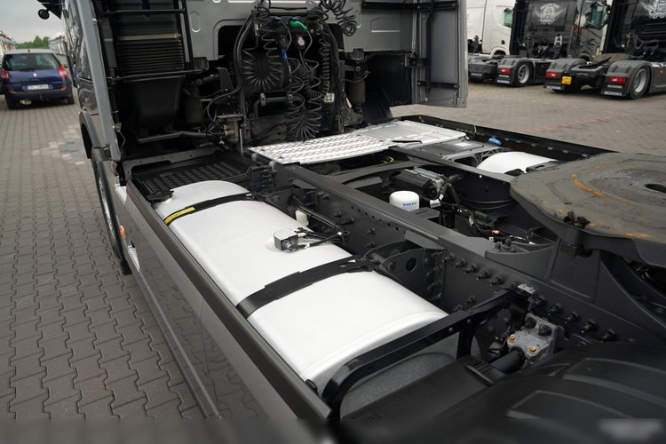 Volvo FH 500 / KLIMA POSTOJOWA / I-SAVE / I-SHIFT / PRZÓD NA PODUSZKACH  / OPONY 100% / zdjęcie 13