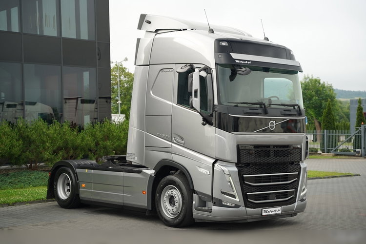 Volvo FH 500 / KLIMA POSTOJOWA / I-SAVE / I-SHIFT / PRZÓD NA PODUSZKACH  / OPONY 100% / zdjęcie 2