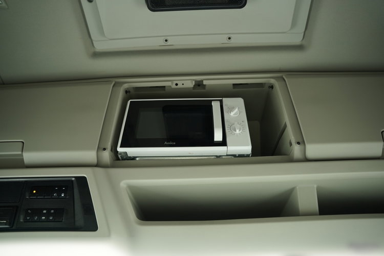 Ford F-MAX 500 / MEGA /  LOW DECK / KLIMA POSTOJOWA / BOGATE WYPOSAŻENIE / EURO 6  zdjęcie 33