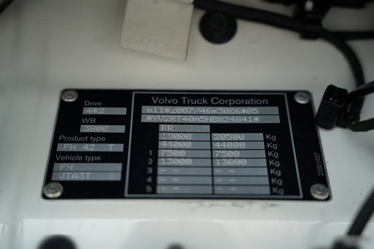 Volvo FH 500 / NISKA KABINA / I-SHIFT / ALUFELGI   zdjęcie 38