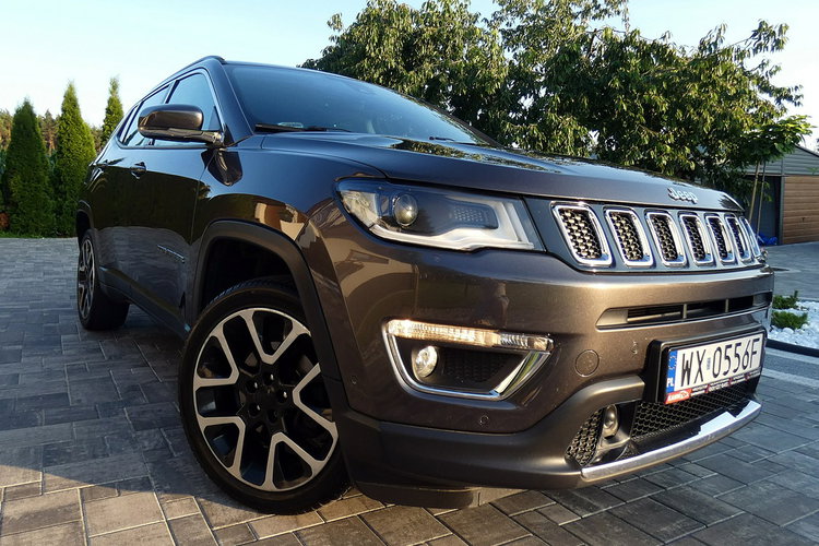 Jeep Compass 95 tyś km 2-GI WŁ Salon PL BENZYNA 2018 Automat LIMITED 4X4 Gwarancja zdjęcie 28