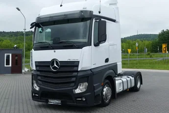 Mercedes Actros