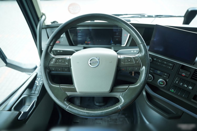 Volvo FH 500 / KLIMA POSTOJOWA   / I-SHIFT / ALUFELGI /  OPONY 100%  zdjęcie 29