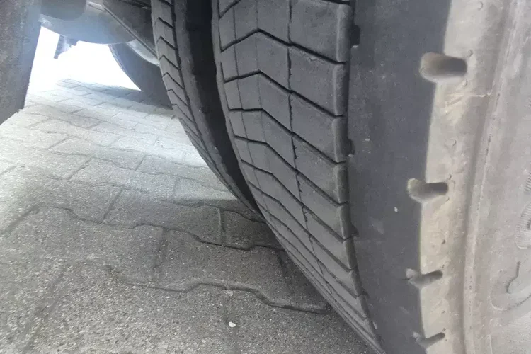 Volvo FH460 AERO XLOW zdjęcie 12