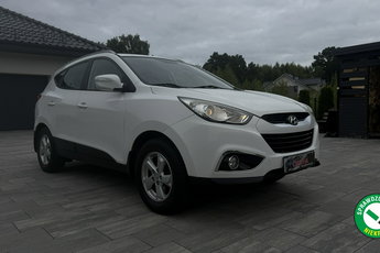 Hyundai ix35 2.0i16v automat 4x4 pół skóry 2 x klimatronik full serwis 1.r.gwarancj