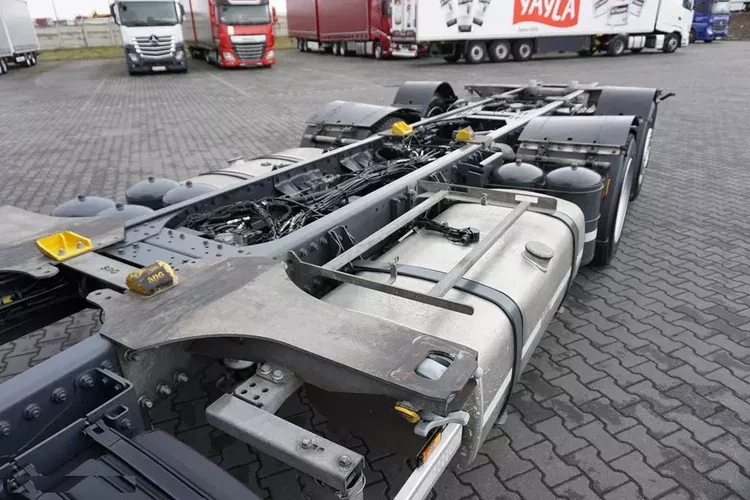 DAF XF / 480 / ACC / EURO 6 / SSC / MEGA / BDF / 7.82 M / RETARDER / OŚ SKRĘTNA zdjęcie 39