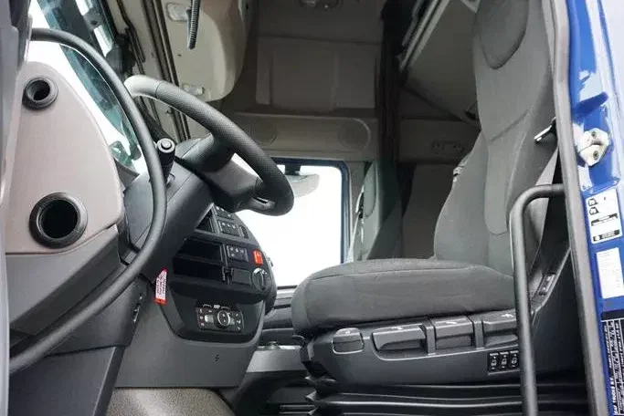 DAF XF / 480 / ACC / EURO 6 / SSC / MEGA / BDF / 7.82 M / RETARDER / OŚ SKRĘTNA zdjęcie 7