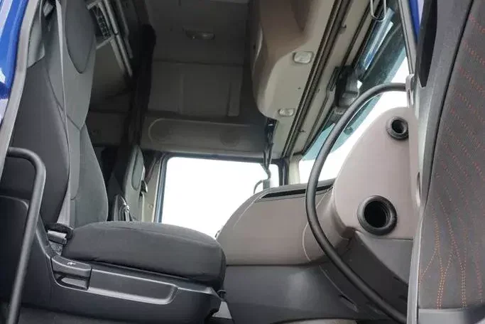 DAF XF / 480 / ACC / EURO 6 / SSC / MEGA / BDF / 7.82 M / RETARDER / OŚ SKRĘTNA zdjęcie 8
