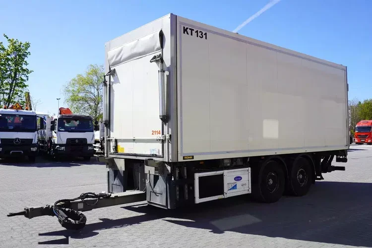 Przyczepa chłodnia przejazdowa ROHR RZK 18 IV / Carrier Supra 850 / Winda Bär 2500 kg / 5 szt zdjęcie 7