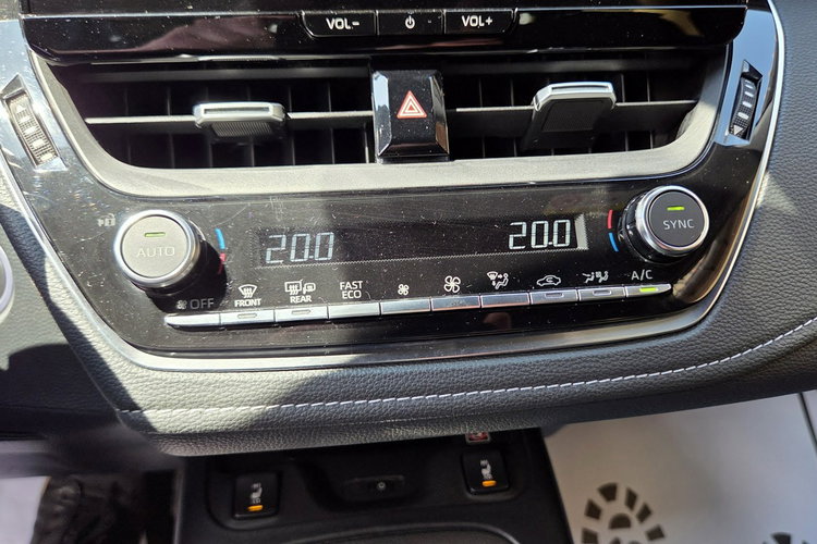 Toyota Corolla 1.8 140KM Hybyda , mały przebieg TYLKO 11 tys. km. Bogata wersja . zdjęcie 32