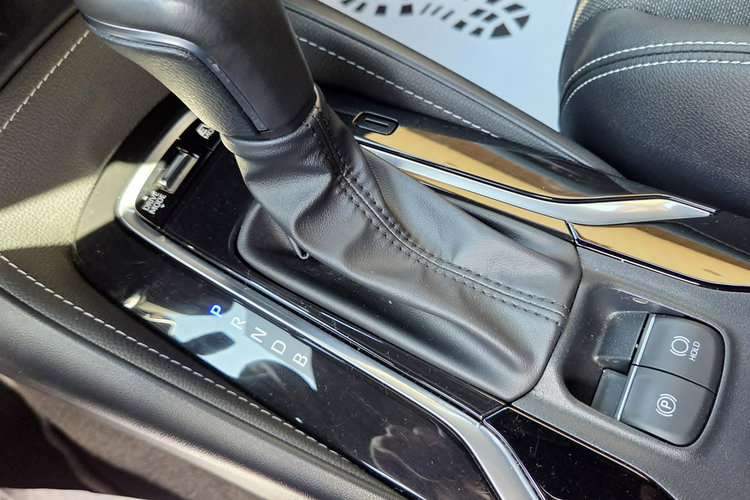 Toyota Corolla 1.8 140KM Hybyda , mały przebieg TYLKO 11 tys. km. Bogata wersja . zdjęcie 37