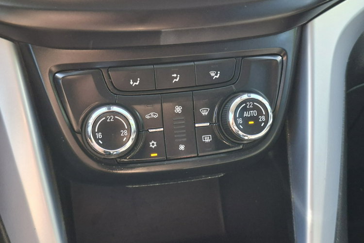Opel Zafira Klimatronic 2-stref, Nawigacja, Kamera cofania, PDC 2x, 7 osobowy zdjęcie 22