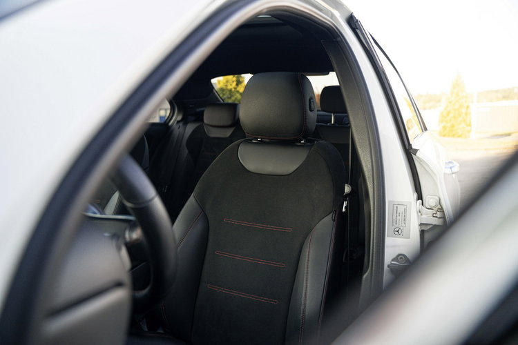 Mercedes A 200 A200_Benzyna_73 tyś km zdjęcie 10