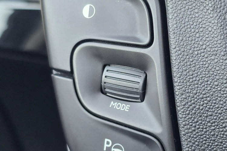 Citroen C4 Grand Picasso 2.0hdi 7 Osobowe.Navi.Kam.Cof.Asyst.Parkowania.Asyst.Pasa Ruchu.Ledy zdjęcie 35
