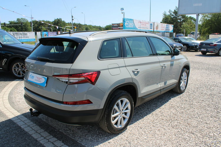 Skoda Kodiaq DSG 4x4 7 Osobowy Ambition Gwarancja Salon Polska zdjęcie 5