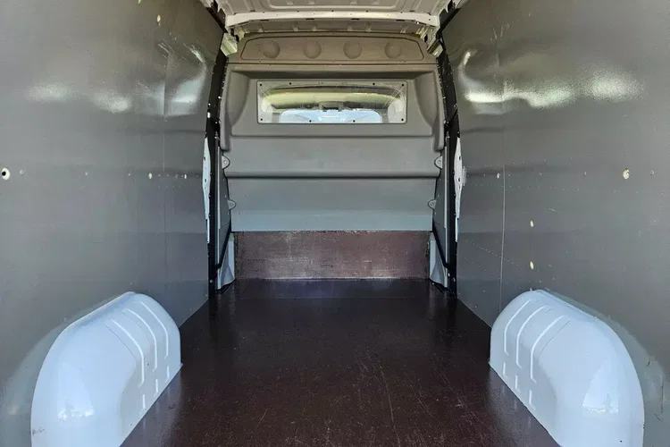 Renault Master L3H2 *89999zł Netto* Brygadówka 7 osób 2.3 dCi/150KM zdjęcie 10