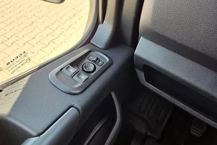 Renault Master L3H2 *89999zł Netto* Brygadówka 7 osób 2.3 dCi/150KM zdjęcie 14