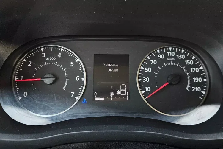 Renault Master L3H2 *89999zł Netto* Brygadówka 7 osób 2.3 dCi/150KM zdjęcie 18