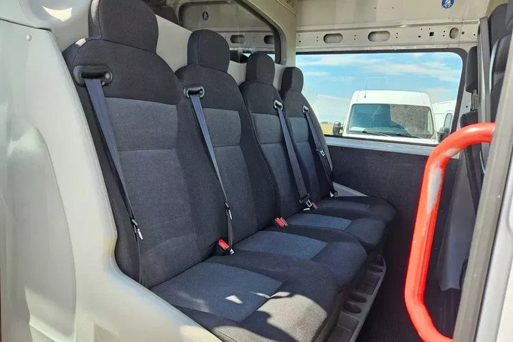 Renault Master L3H2 *89999zł Netto* Brygadówka 7 osób 2.3 dCi/150KM zdjęcie 29
