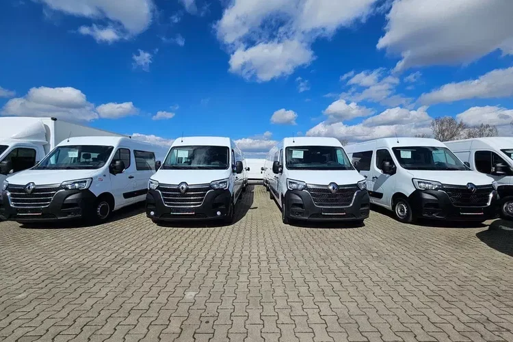 Renault Master L3H2 *89999zł Netto* Brygadówka 7 osób 2.3 dCi/150KM zdjęcie 9
