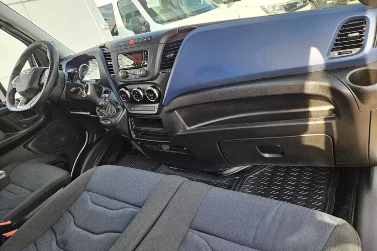 Iveco 35s16 L4H2 *99999zł Netto* 2.3HPi/160KM automat zdjęcie 22
