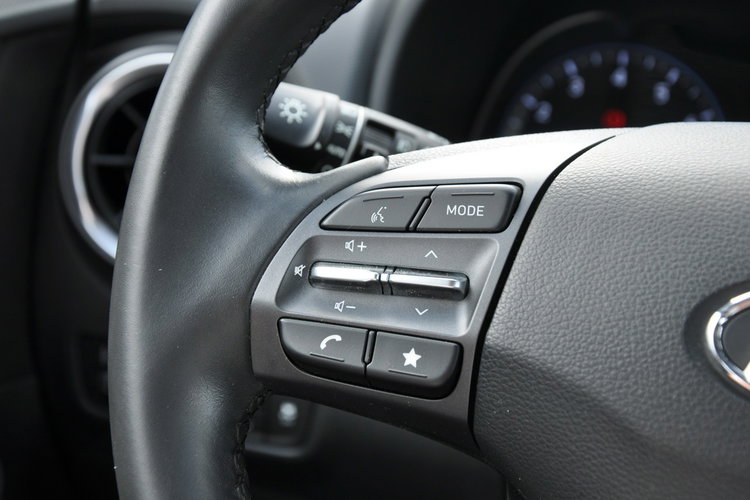Hyundai Kona 1.0 T-GDI 120KM Kamera Lane Assist Polski Salon 1 właściciel FV marża zdjęcie 17
