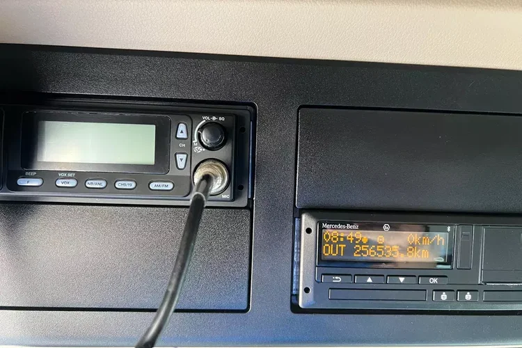 Mercedes ACTROS L GIGA prokontraktowy zdjęcie 25