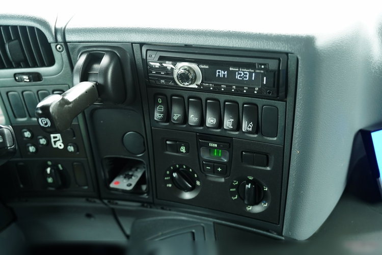 Scania P 320 / SOLÓWKA / FIRANKA - 8, 5 M / 4X2 / WINDA DHOLLANDIA / MOCNA PODŁOGA / EURO 6 zdjęcie 36
